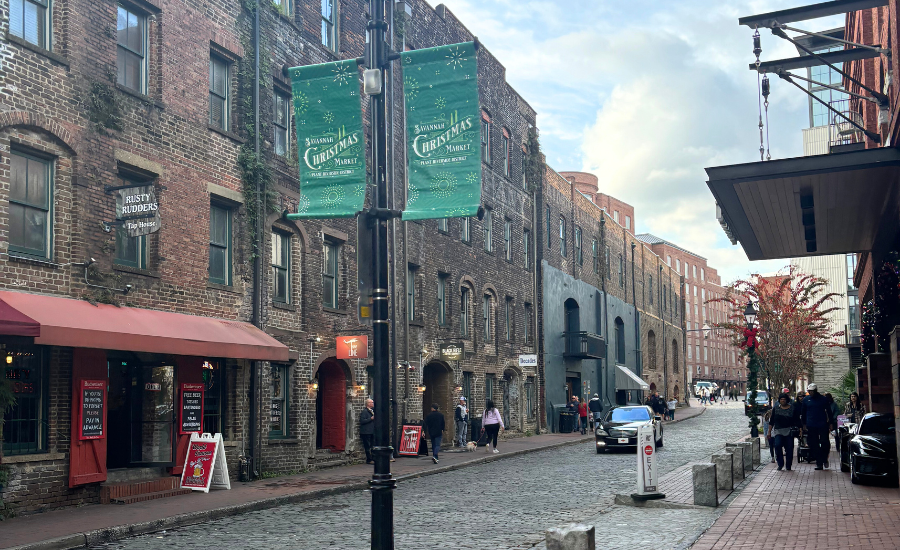 Historic neighborhood in Savannah GA street view