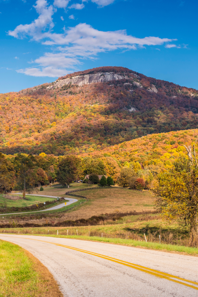 Image of Yonah Mountain near Helen Georgia wineries and vineyards